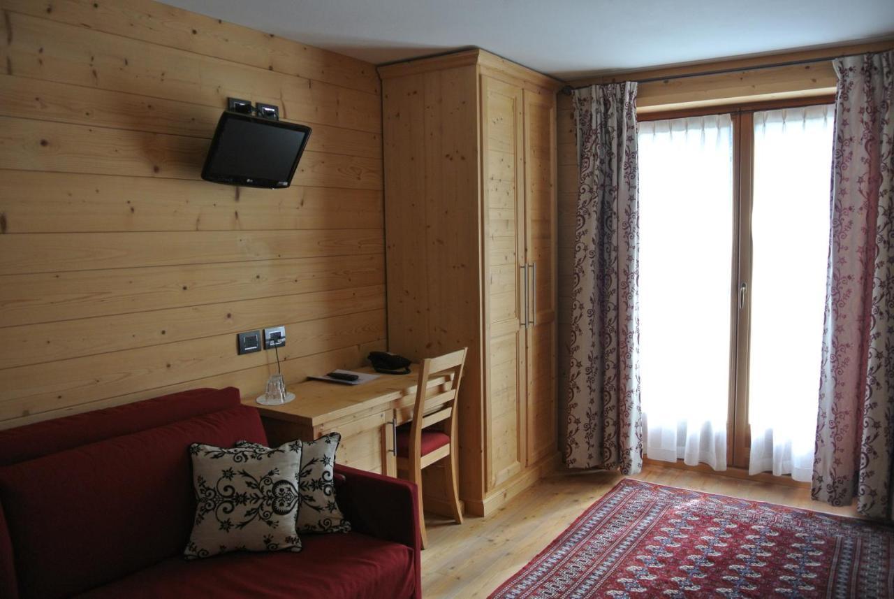 Hotel De Gletscher Gressoney-La-Trinite Exterior photo